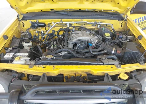 2002 Nissan Xterra Xe from USA, damaged, VIN 5N1ED28TX2C582822